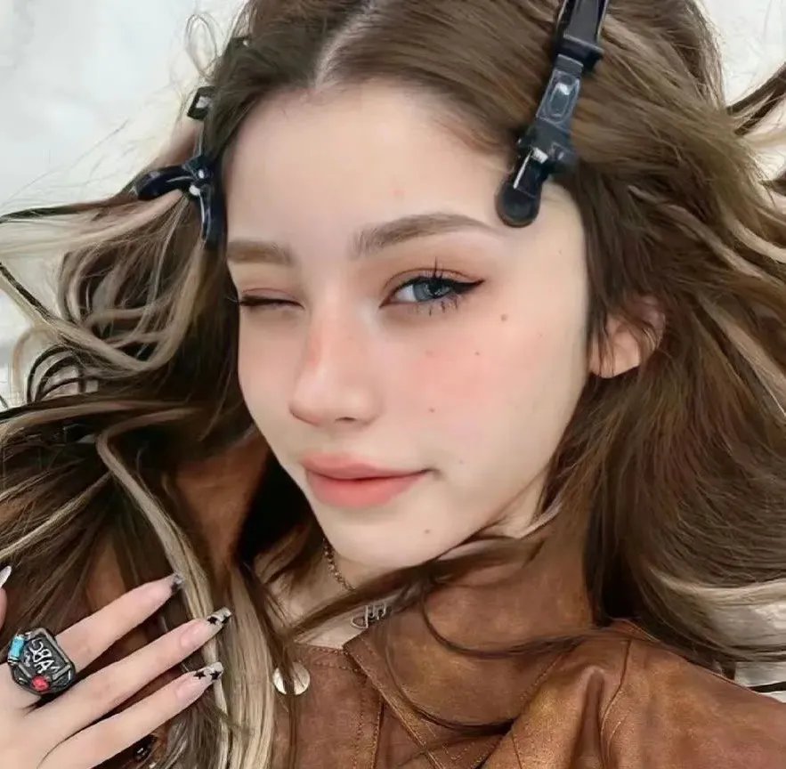 深渊幽灵封面