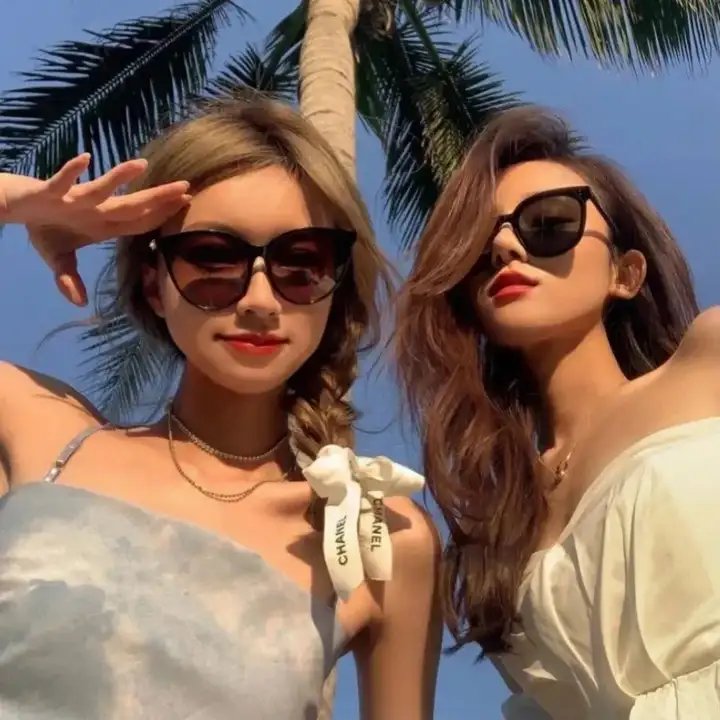 爱我还是爱他封面